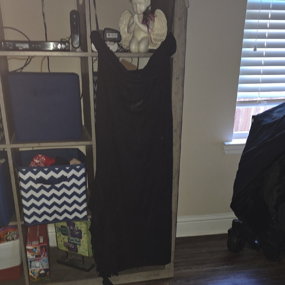 Forever 21 Black Dress